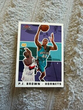 Fleer Tradition P.J. Brown Hornets Trading Card - Teal & Purple